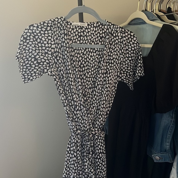 Pull&Bear Mini Romper! - Picture 2 of 2